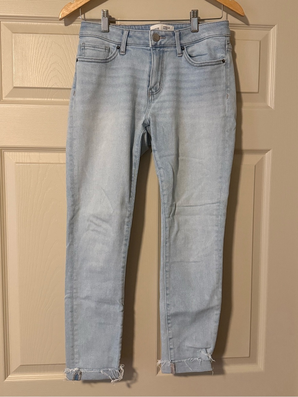 BKE Mid Rise Light Wash Women’s Ankle Skinny Jeans - Casual Everyday
